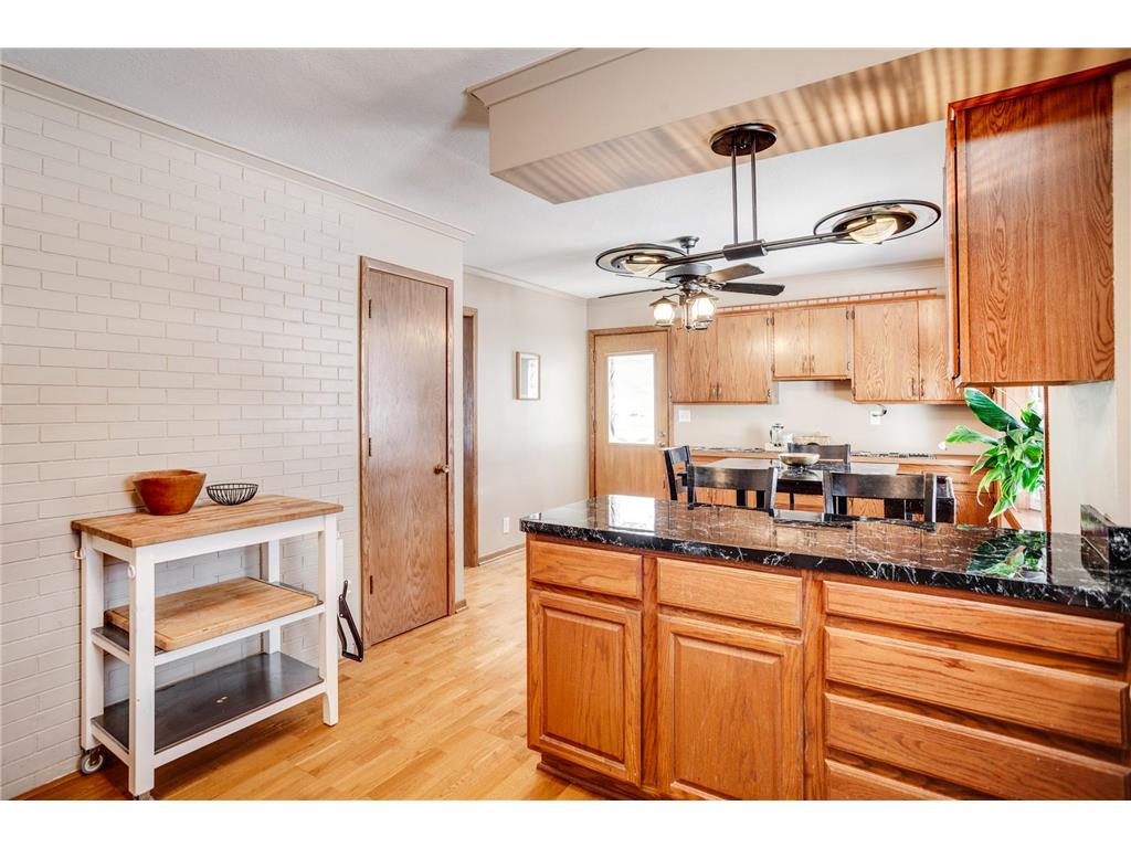 2722 Vale Crest Road Crystal MN 55422 7067537 image5