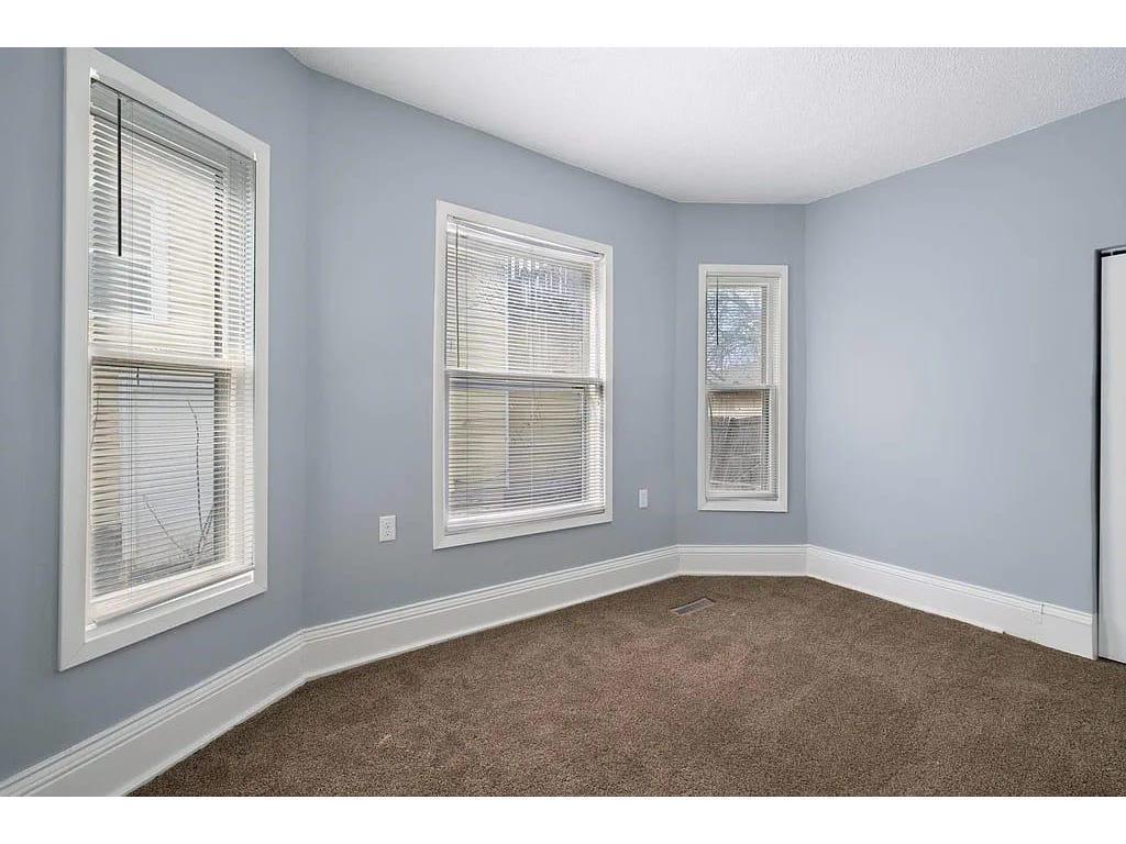 2723 Dupont Avenue N Minneapolis MN 55411 7041608 image14
