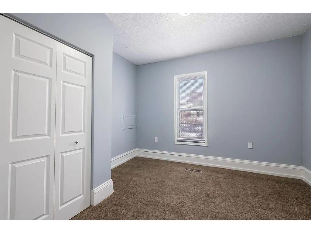 2723 Dupont Avenue N Minneapolis MN 55411 7041608 image15