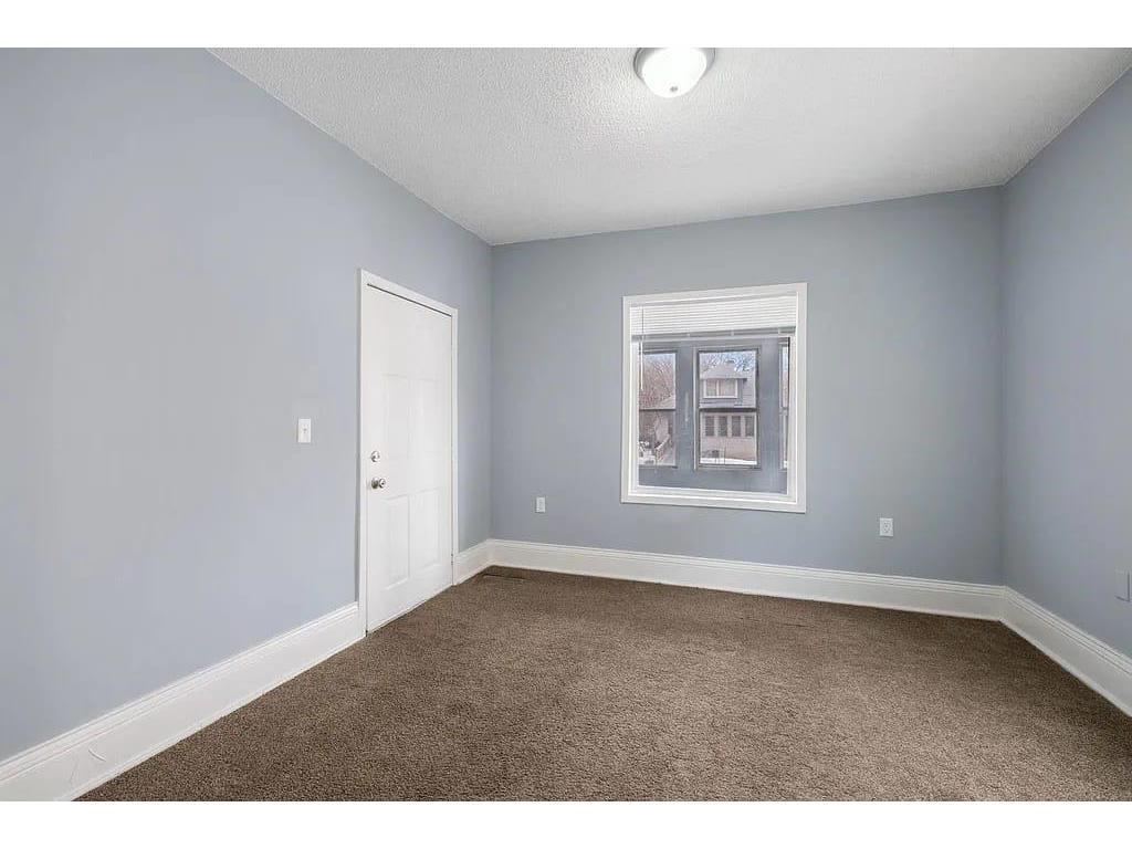 2723 Dupont Avenue N Minneapolis MN 55411 7041608 image21