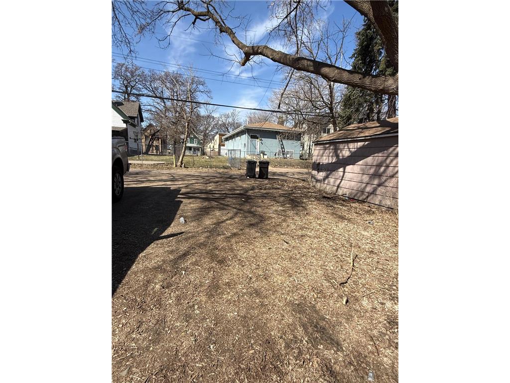 2723 Dupont Avenue N Minneapolis MN 55411 7041608 image27