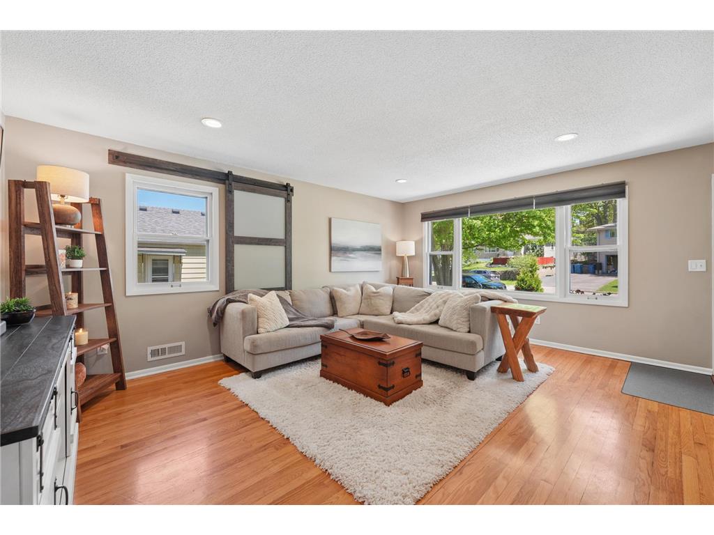 2723 Mcnair Drive N Robbinsdale MN 55422 7065556 image3