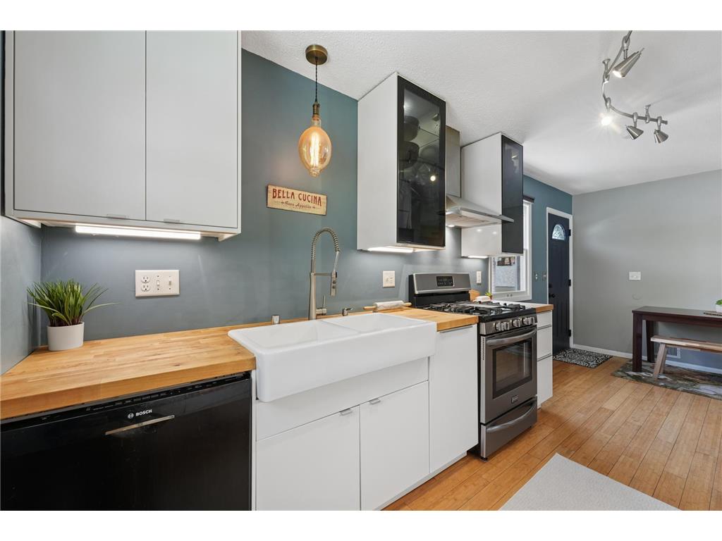 2723 Mcnair Drive N Robbinsdale MN 55422 7065556 image7