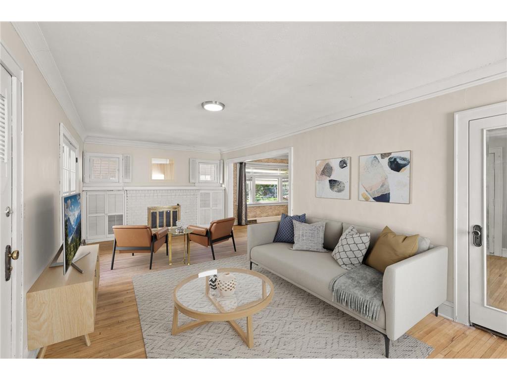 2723 Russell Avenue N Minneapolis MN 55411 6619532 image1