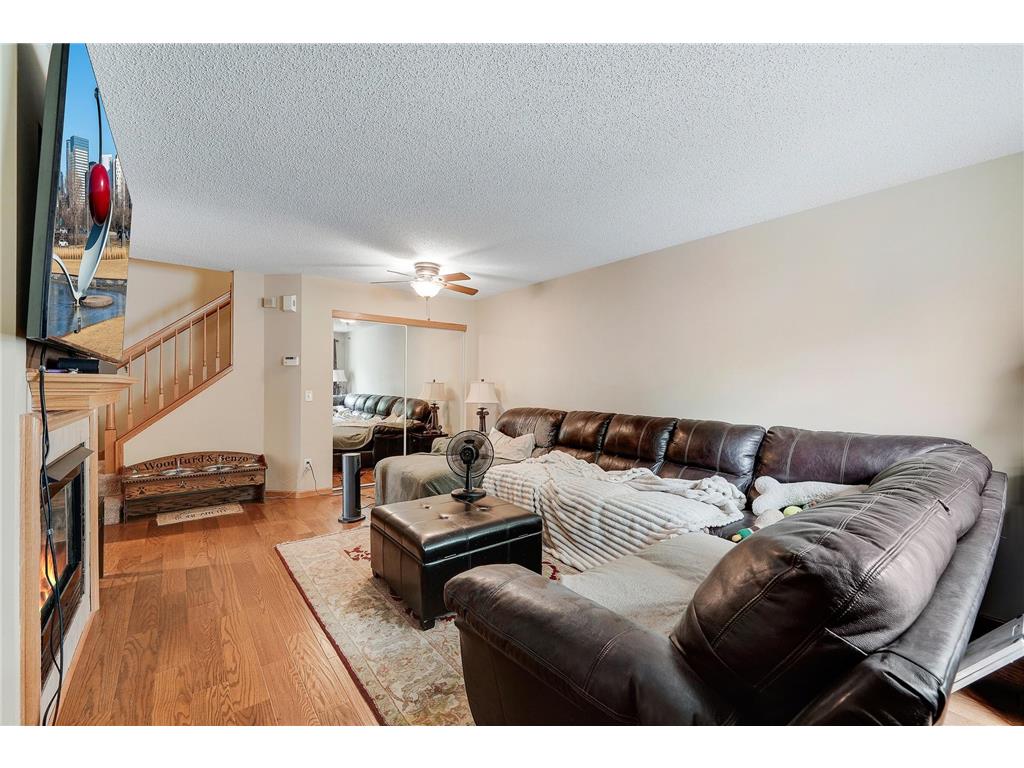 2723 Wagon Wheel Curve Chaska MN 55318 7103008 image4