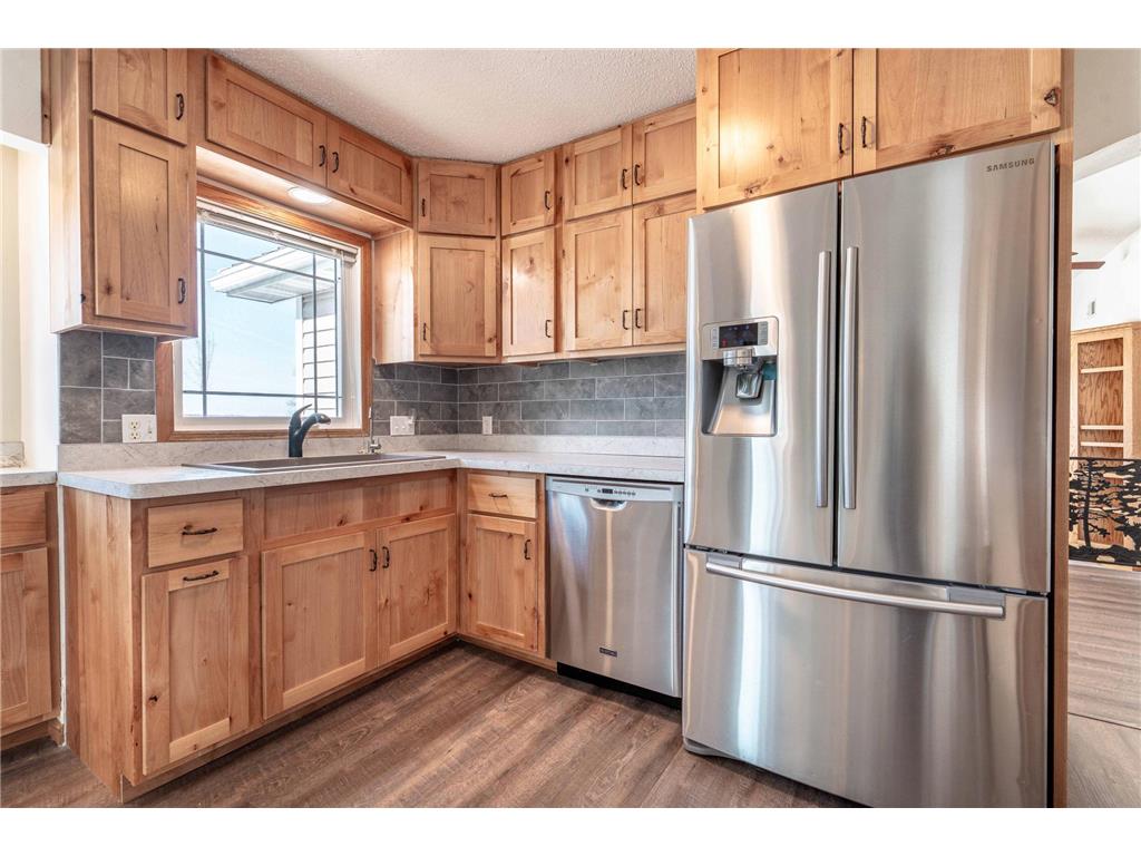 27238 County Highway 83 Everts Twp MN 56515 - Deer Lake 7030076 image3