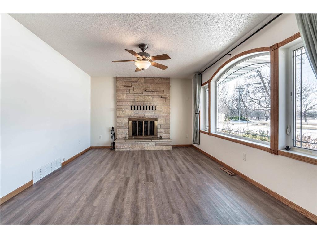 27238 County Highway 83 Everts Twp MN 56515 - Deer Lake 7030076 image9