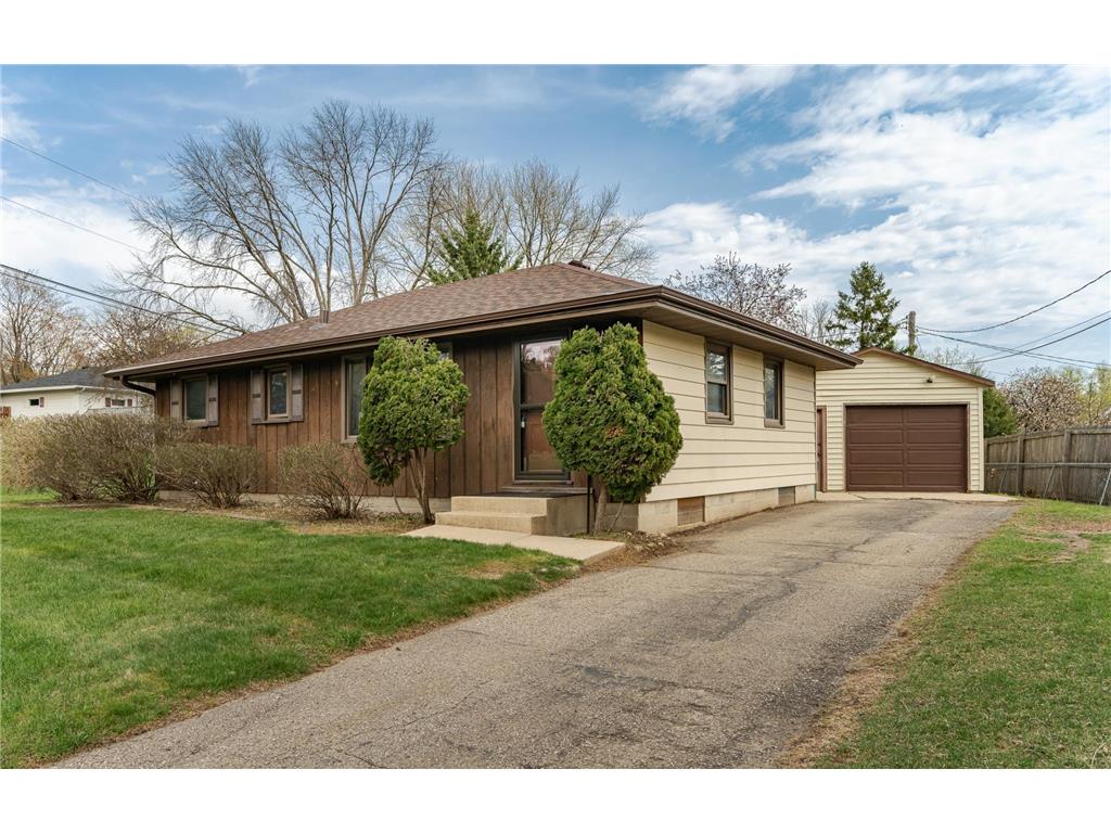 2724 12th Avenue NW Rochester MN 55901 7038730 image1