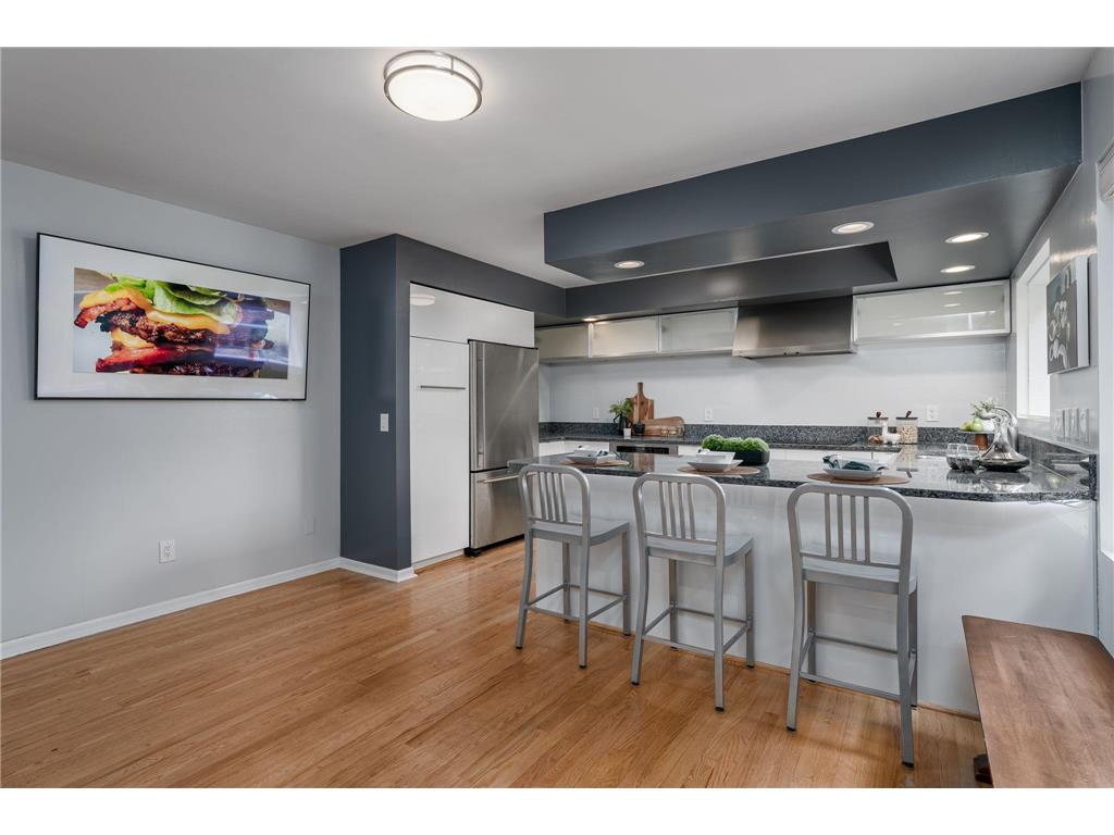 2724 Humboldt Avenue S #B Minneapolis MN 55408 6645408 image1