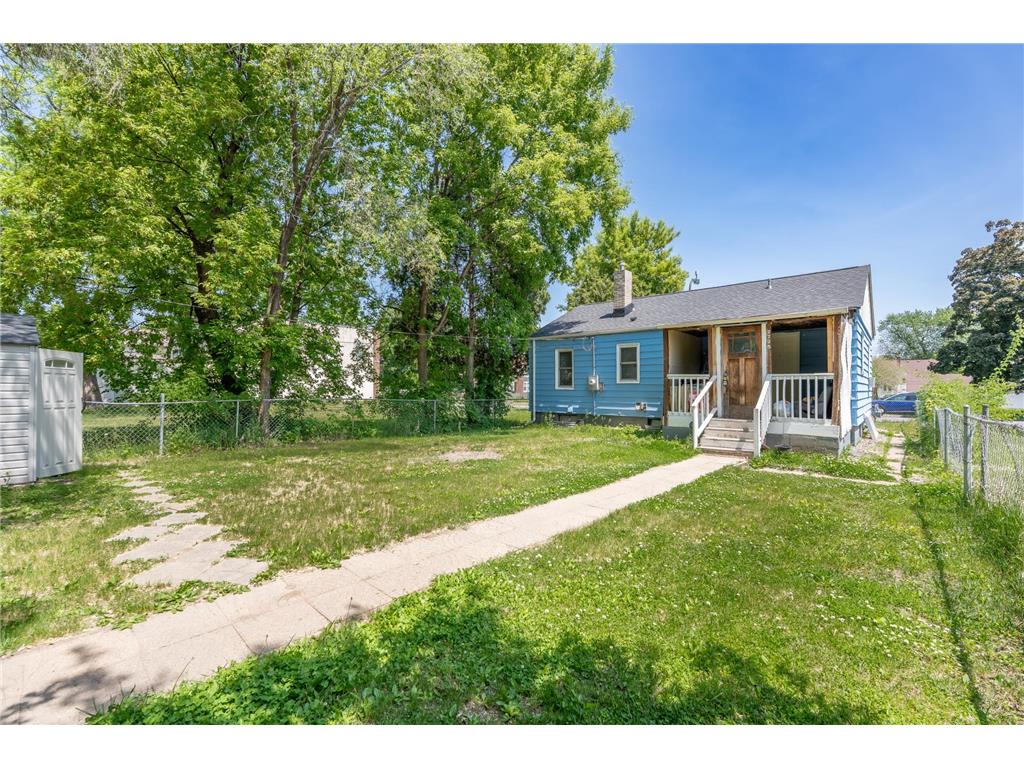 2725 Penn Avenue N Minneapolis MN 55411 7079633 image16