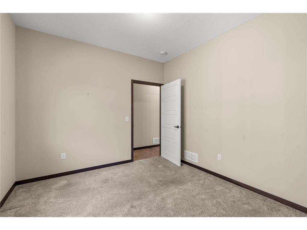 2726 11th Avenue Anoka MN 55303 7084190 image26
