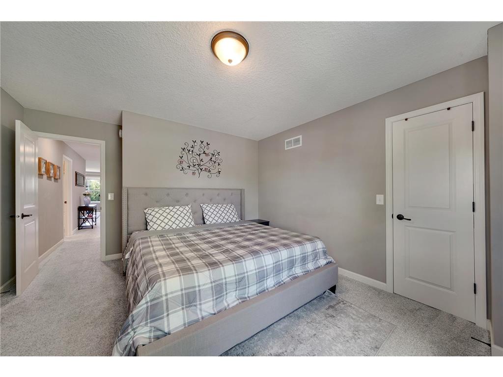 2726 128th Avenue NE Blaine MN 55449 7089522 image22