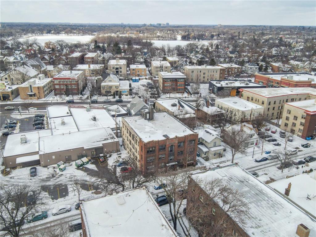 2726 Girard Avenue S Minneapolis MN 55408 7006922 image17