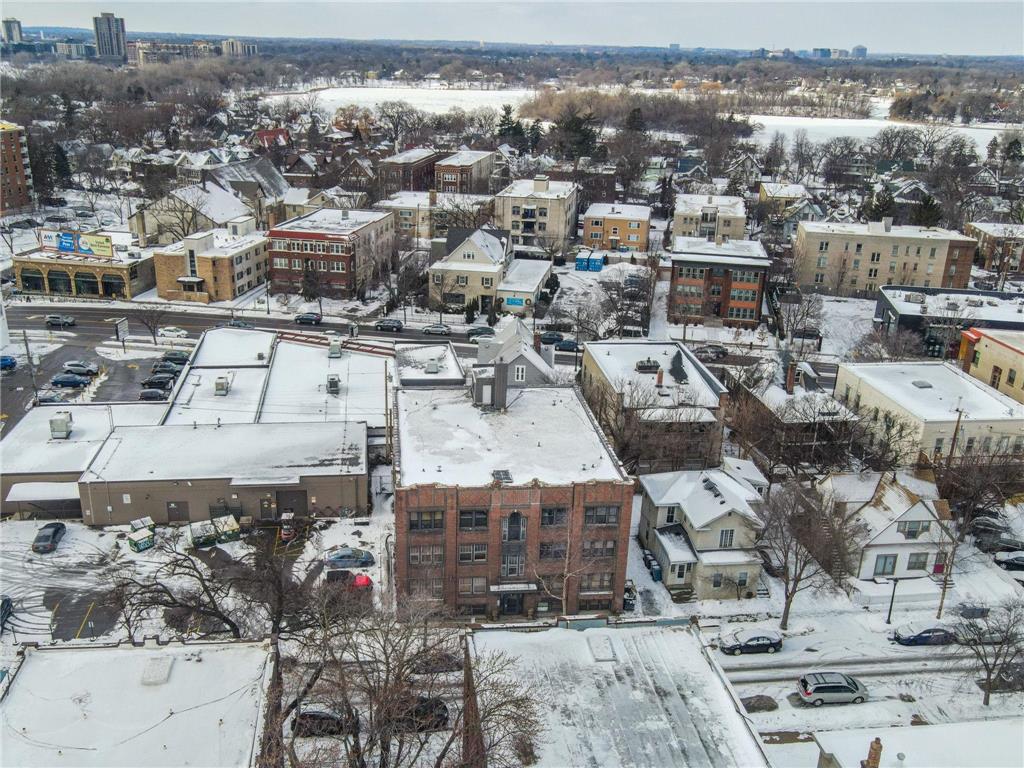 2726 Girard Avenue S Minneapolis MN 55408 7006922 image18