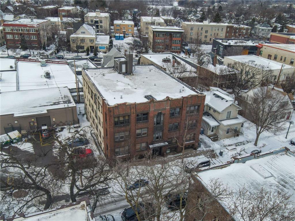 2726 Girard Avenue S Minneapolis MN 55408 7006922 image2