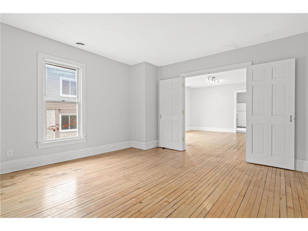 2726 Grand Avenue S Minneapolis MN 55408 7028062 image15