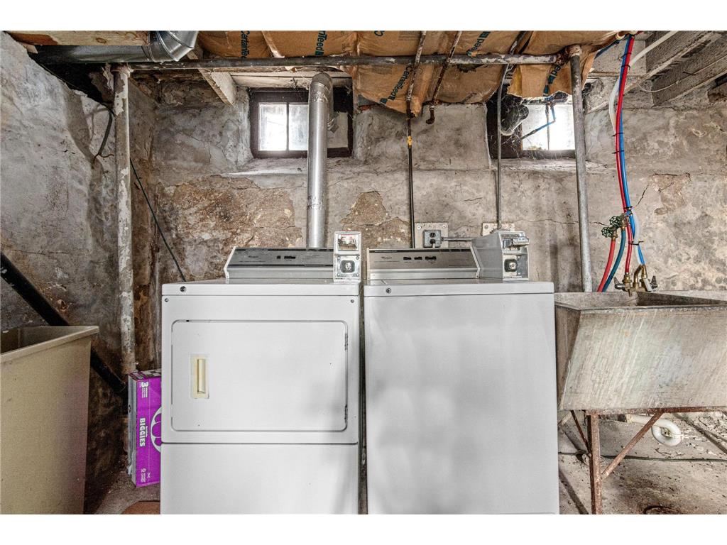 2726 Grand Avenue S Minneapolis MN 55408 7028062 image20