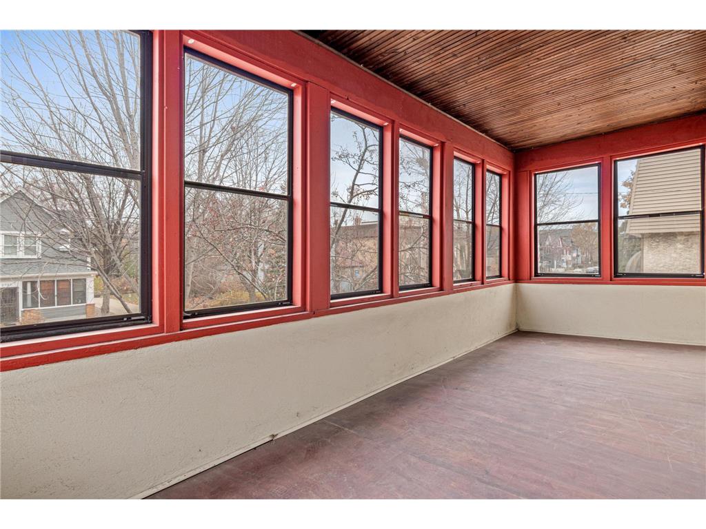 2726 Grand Avenue S Minneapolis MN 55408 7028062 image21