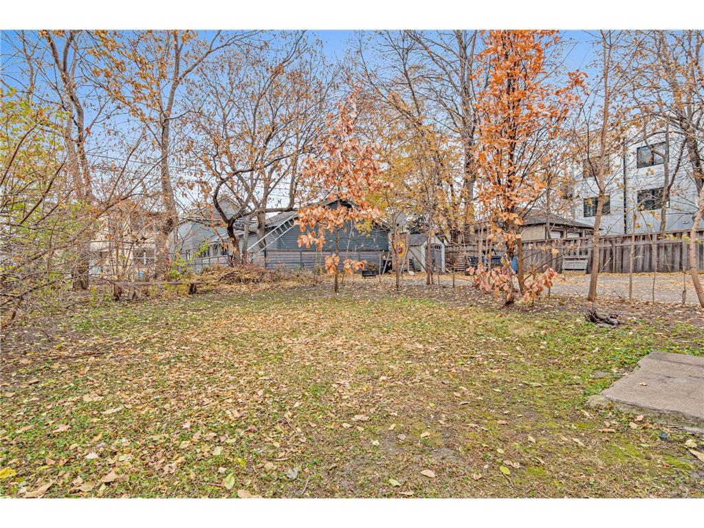 2726 Grand Avenue S Minneapolis MN 55408 7028062 image22