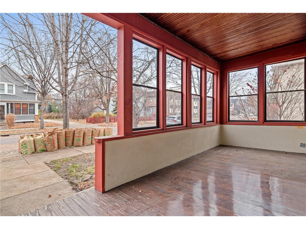 2726 Grand Avenue S Minneapolis MN 55408 7028062 image3