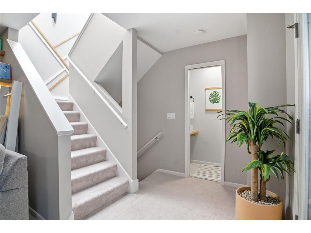 2726 Humboldt Avenue S #B Minneapolis MN 55408 7038690 image13