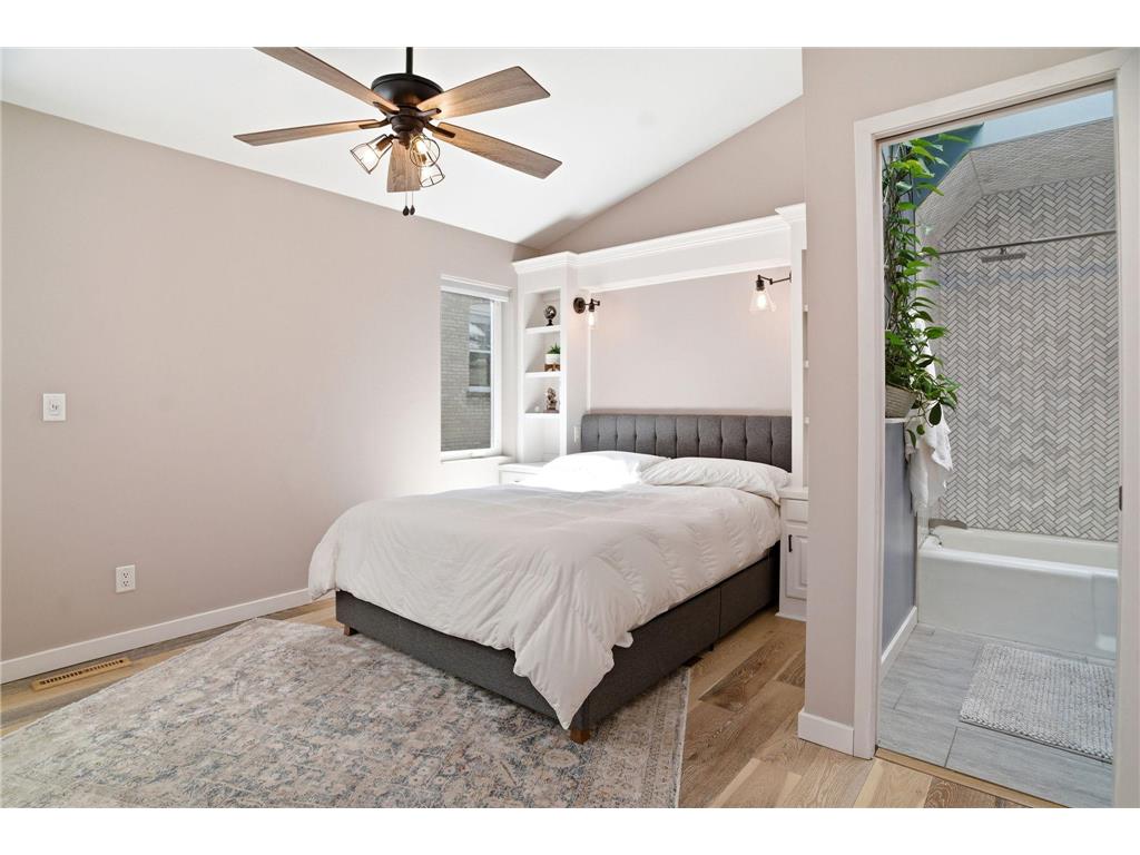 2726 Humboldt Avenue S #B Minneapolis MN 55408 7038690 image23