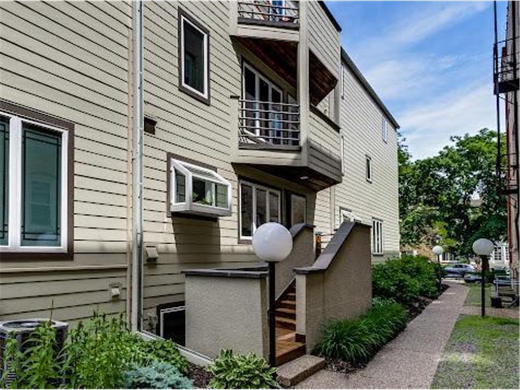 2726 Humboldt Avenue S #B Minneapolis MN 55408 7038690 image5