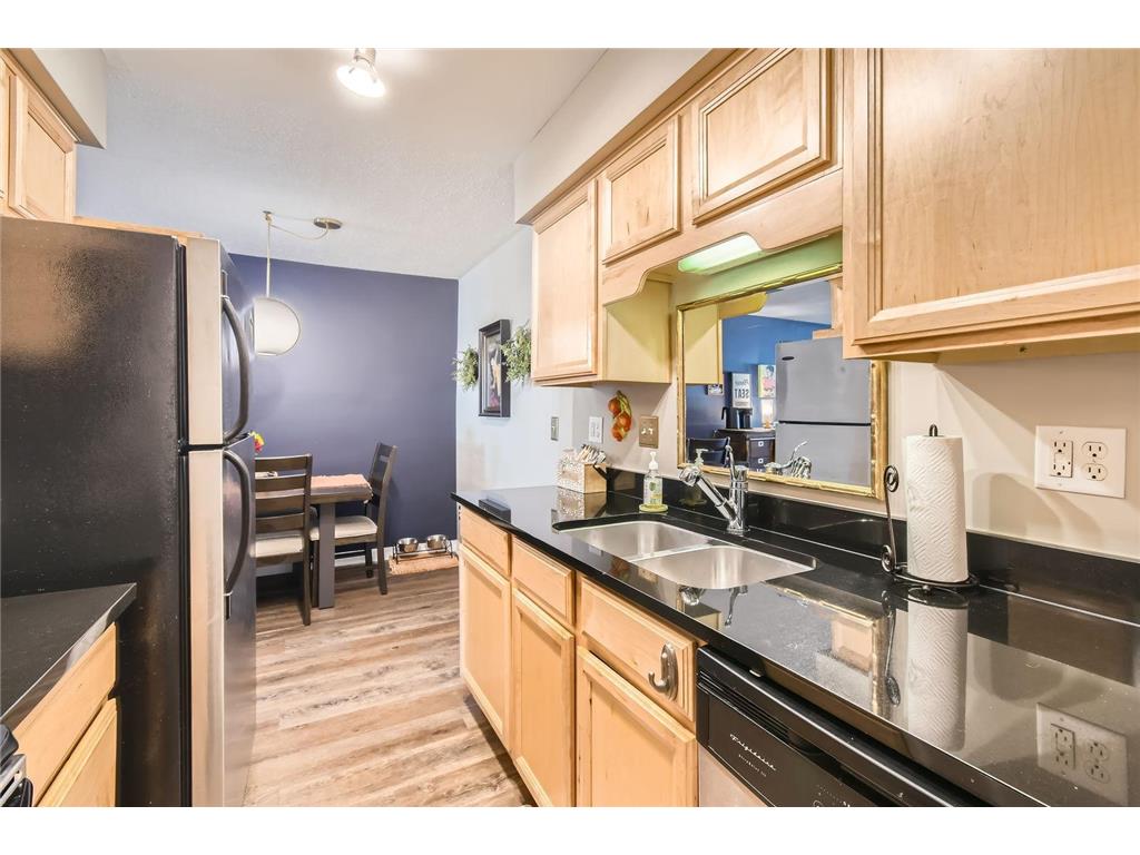 2727 W 43rd Street #102 Minneapolis MN 55410 7022509 image12