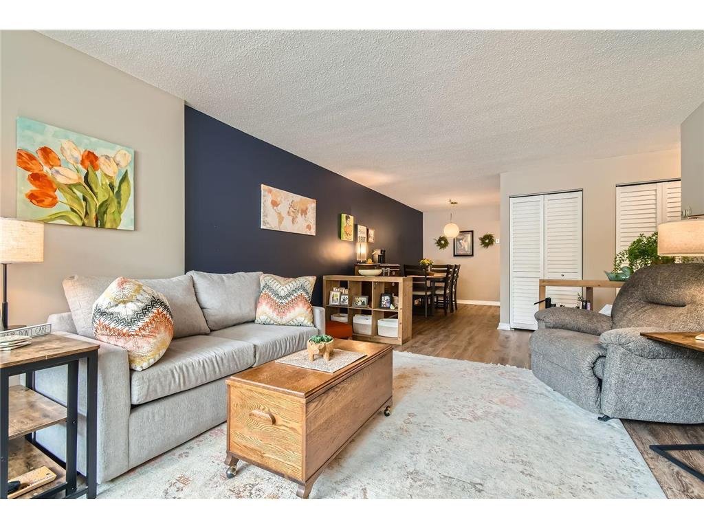 2727 W 43rd Street #102 Minneapolis MN 55410 7022509 image4