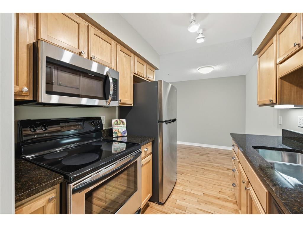 2727 W 43rd Street #201 Minneapolis MN 55410 7009949 image7