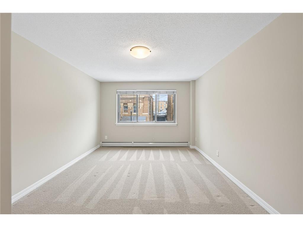 2727 W 43rd Street #201 Minneapolis MN 55410 7009949 image9