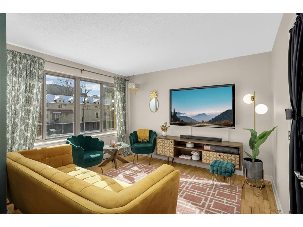2727 W 43rd Street #206 Minneapolis MN 55410 7018857 image1