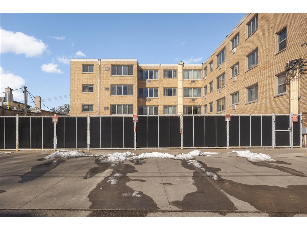 2727 W 43rd Street #206 Minneapolis MN 55410 7018857 image18