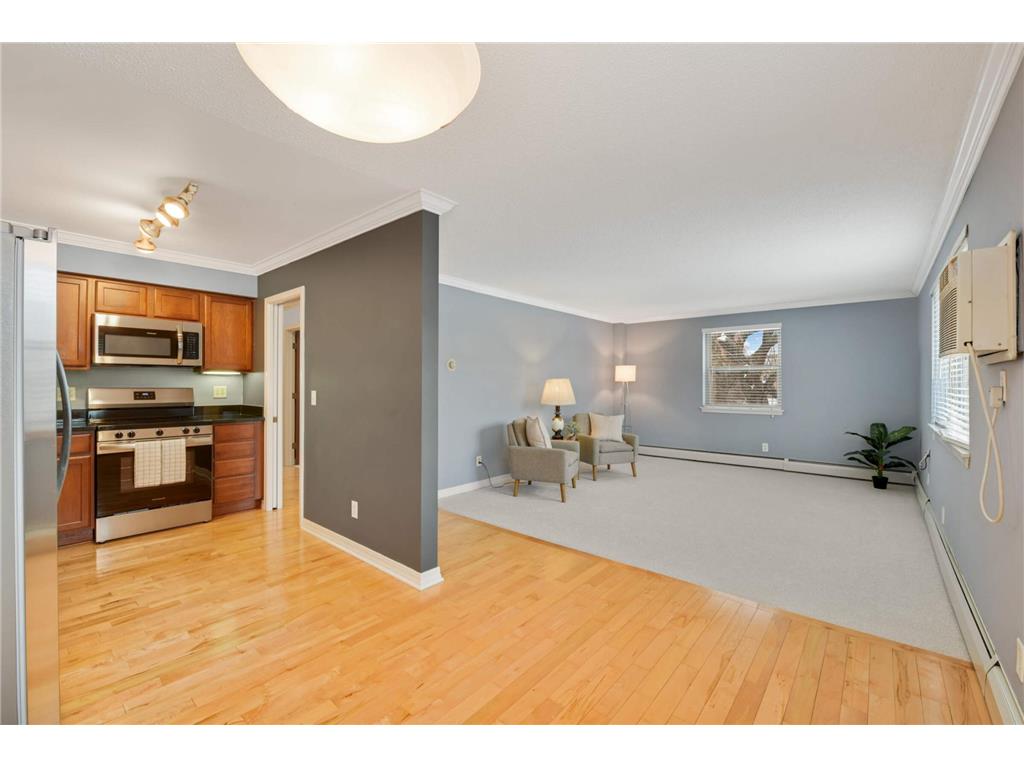 2727 W 43rd Street #209 Minneapolis MN 55410 6639216 image1