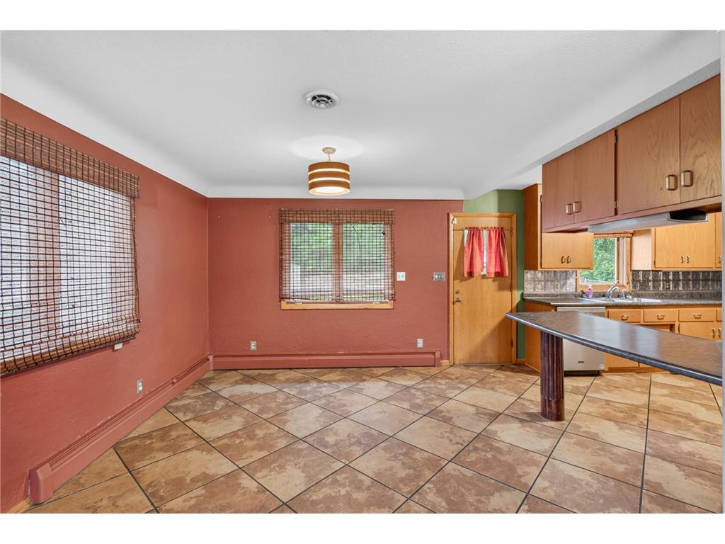 2728 5th Avenue E North Saint Paul MN 55109 7095600 image17
