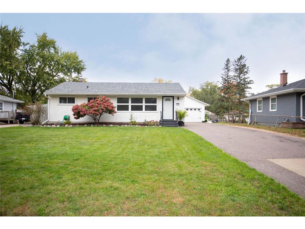 2729 Chippewa Avenue North Saint Paul MN 55109 6803522 image1