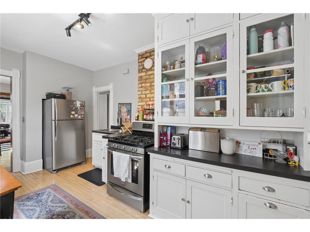 2729 Colfax Avenue S Minneapolis MN 55408 7071473 image9