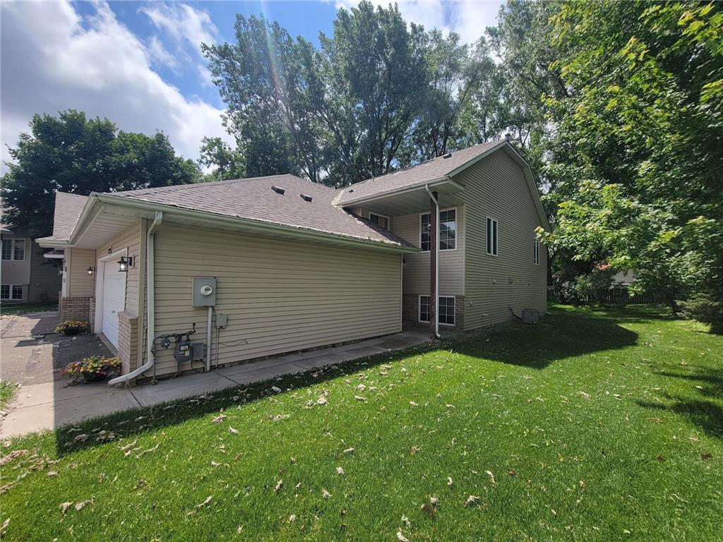 2729 Parkhaven Court N Brooklyn Park MN 55444 6791260 image1
