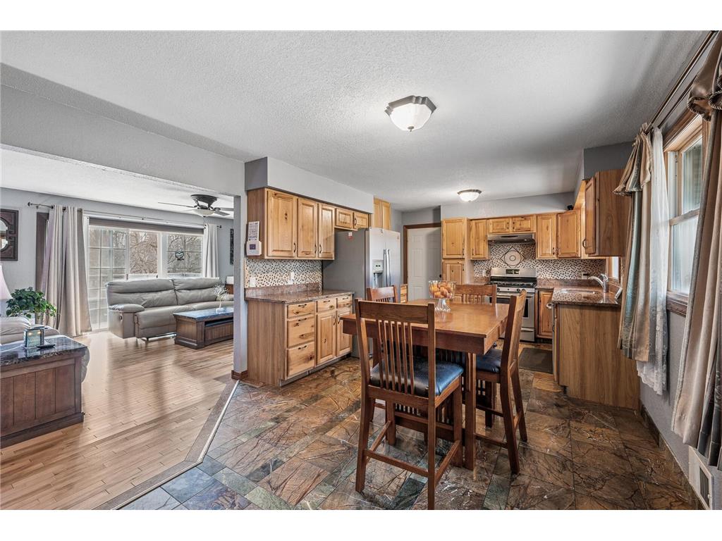2730 109th Avenue NW Coon Rapids MN 55433 6701910 image1