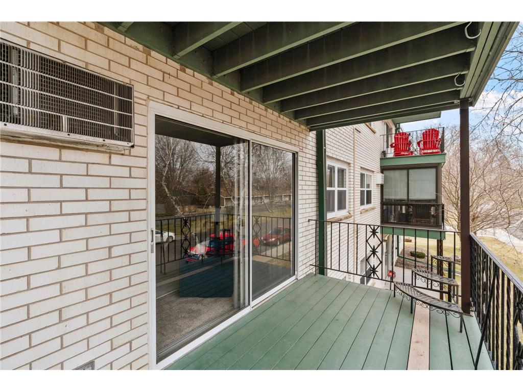 2730 Dale Street N #D214 Roseville MN 55113 7039610 image17