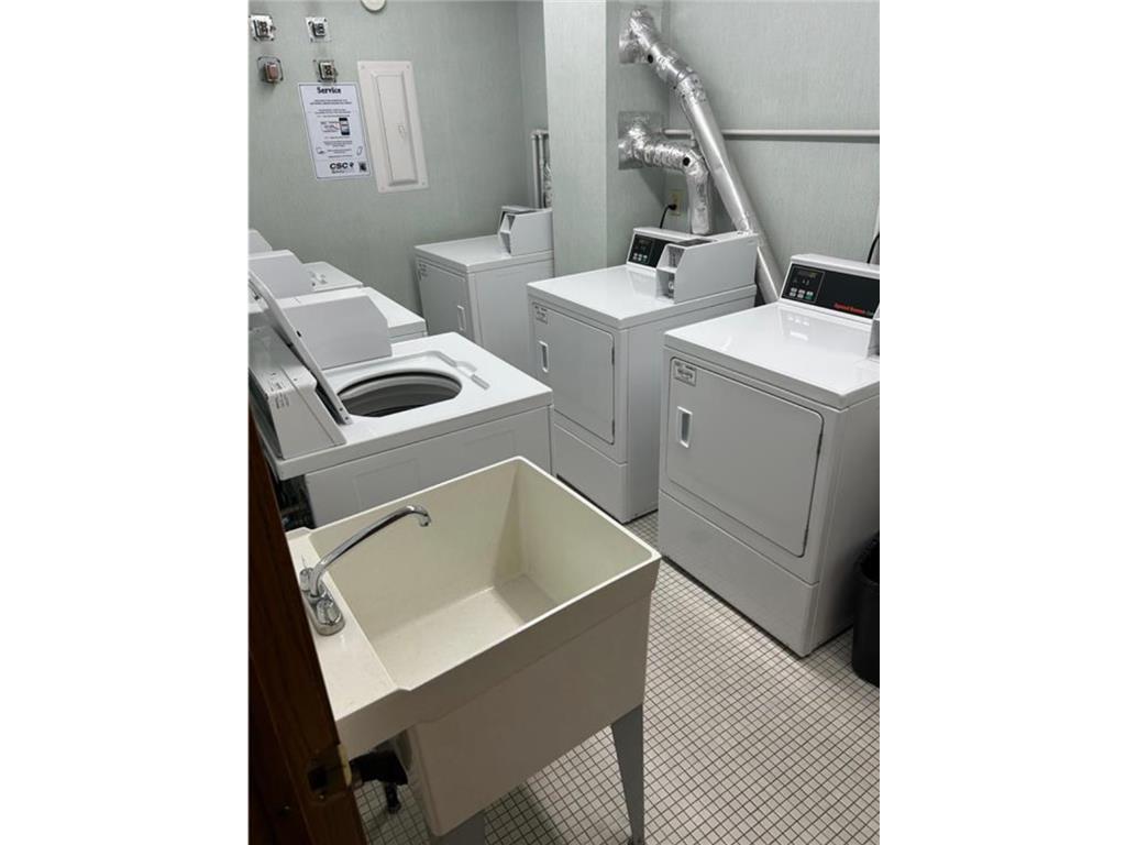 2730 Dale Street N #D214 Roseville MN 55113 7039610 image23