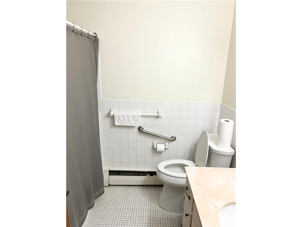 2730 Dale Street N #D309 Roseville MN 55113 6808299 image17