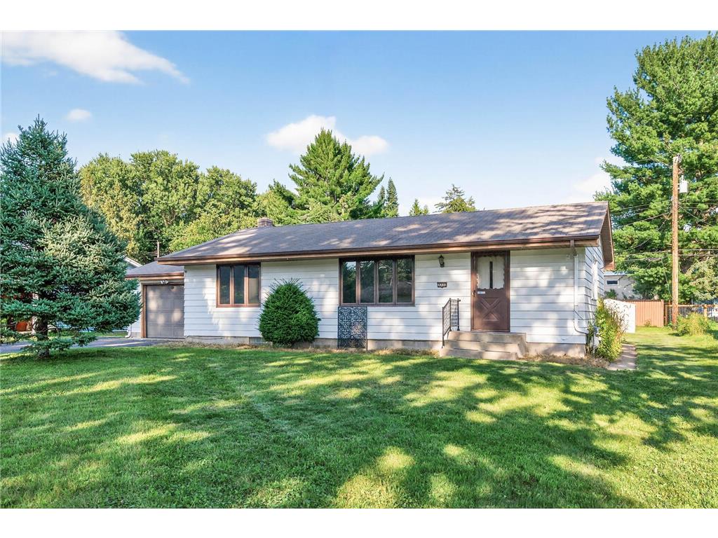 2730 Fernwood Street Roseville MN 55113 6780622 image1