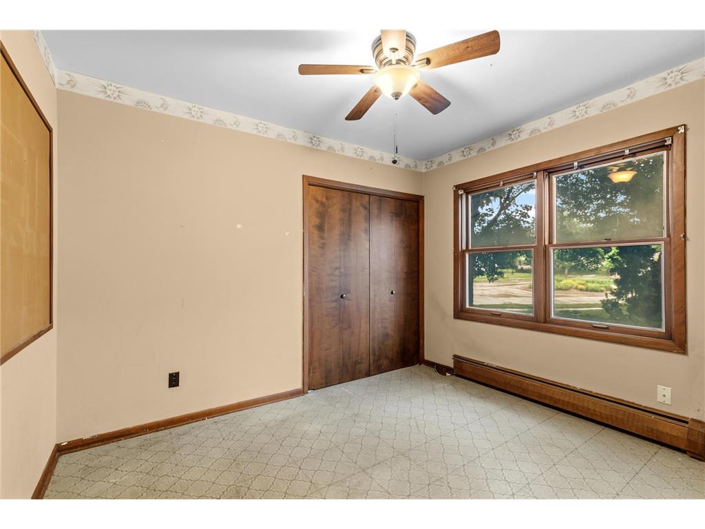 2731 Cleveland Street NE Minneapolis MN 55418 7092302 image10