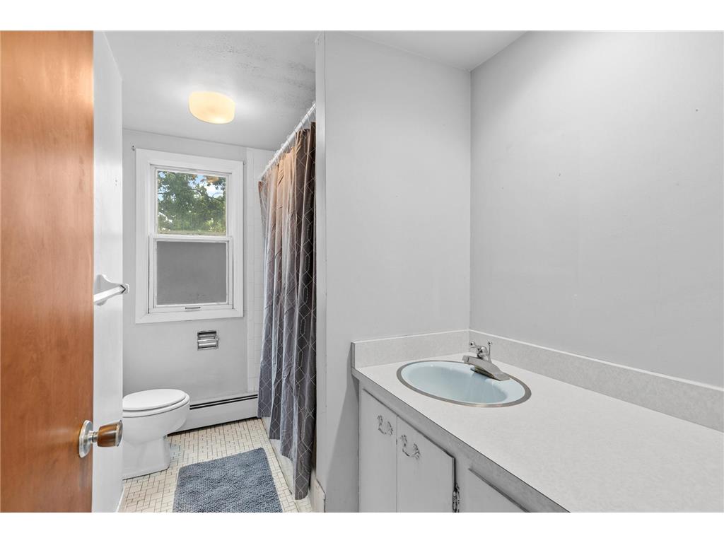 2731 Cleveland Street NE Minneapolis MN 55418 7092302 image21