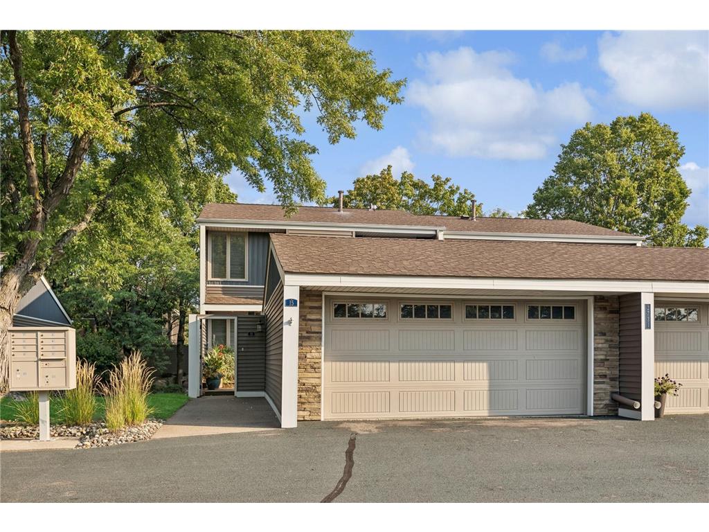 2731 Mackubin Street #15 Roseville MN 55113 6601373 image1