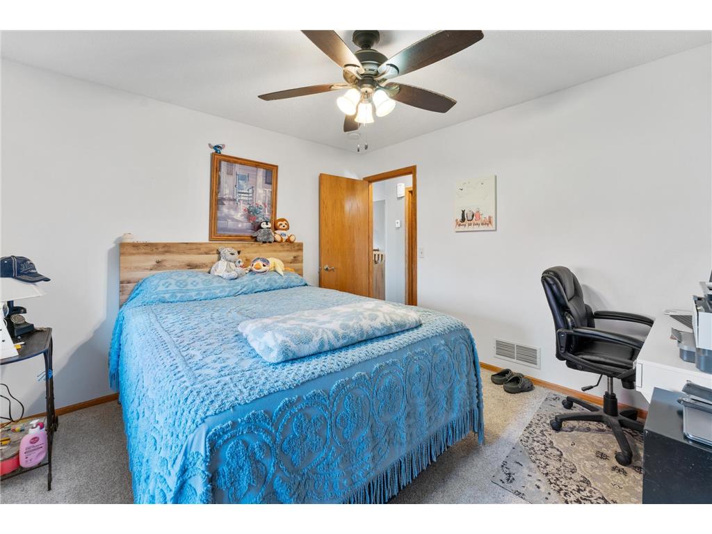 27314 Jody Avenue Chisago City MN 55013 - Green 7031993 image13