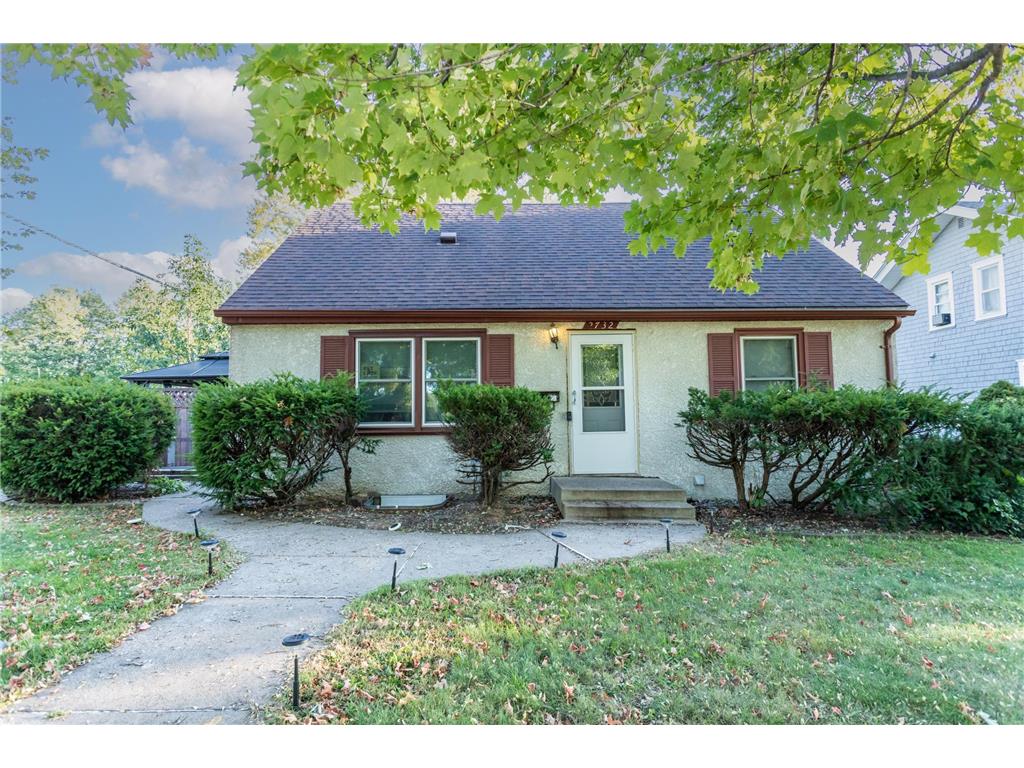 2732 8th Avenue E North Saint Paul MN 55109 6328868 image1