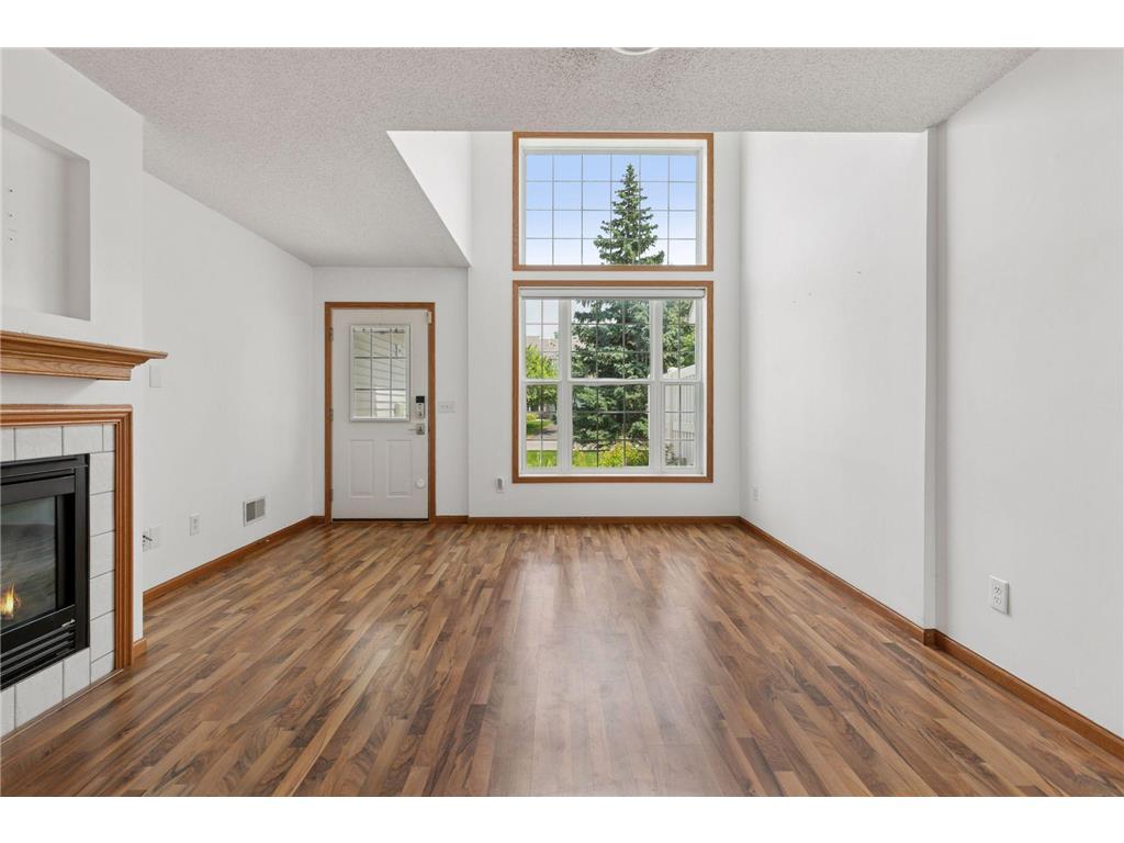 2732 Wagon Wheel Curve Chaska MN 55318 6824769 image6