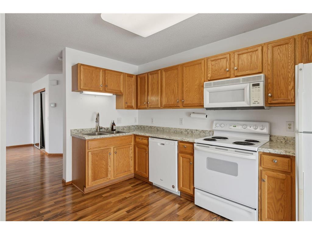 2732 Wagon Wheel Curve Chaska MN 55318 6824769 image8